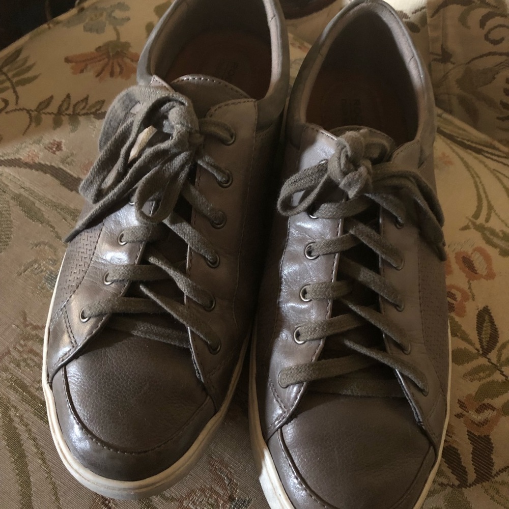 Rockport Leather Extra Comfy Sneakers - 540 $50 or $45 w/offer